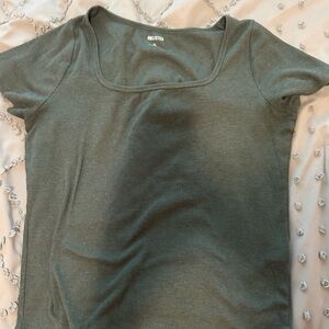Hollister Women's Olive Short Sleeve Tee